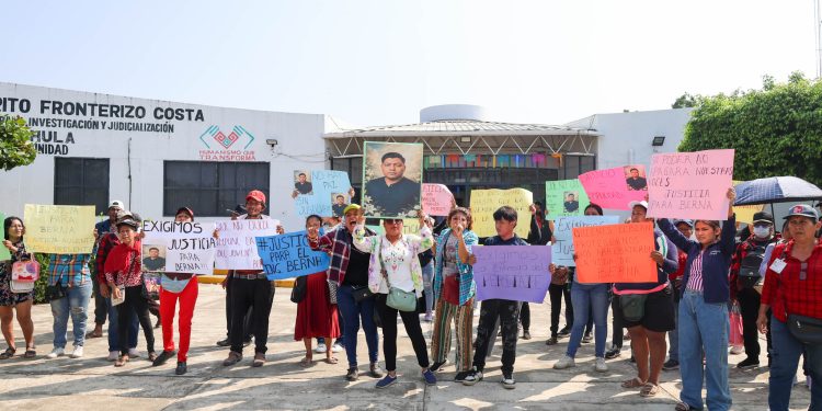 Familia de joven ingeniero exige justicia y acusa protección a funcionario de Seguridad Pública de Tapachula